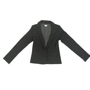 NWT Women’s medium casual black and grey striped cropped blazer/boho/off…